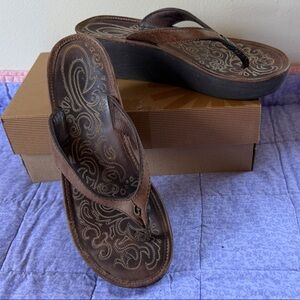 OluKai Paniolo Women's Premium Leather Embossed Wedge Sandals